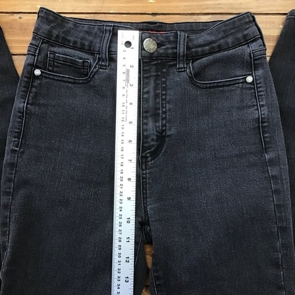 Guess high rise jeans black size 25 high waisted soft lightweight dark Academia - Picture 8 of 14